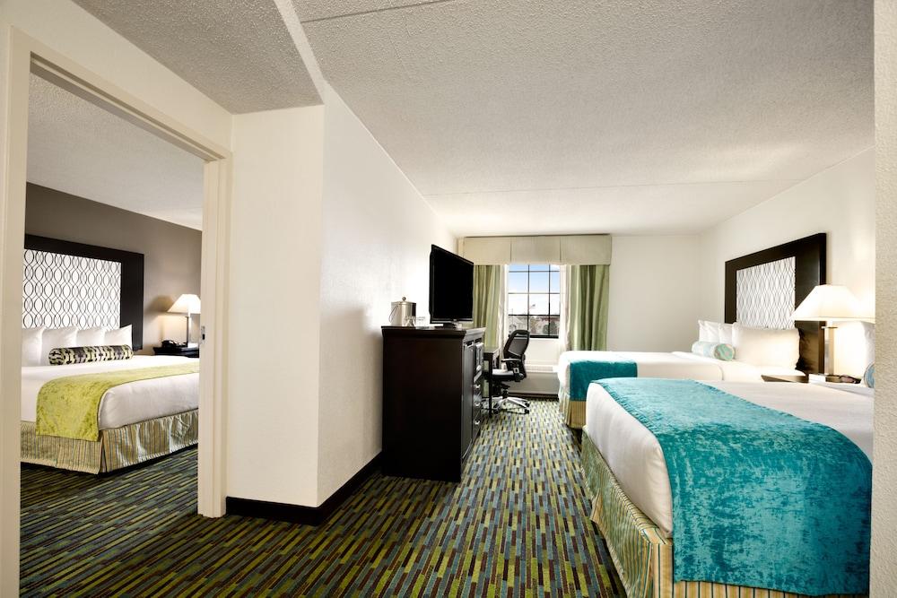 Wyndham Garden Wichita Downtown Hotel Ngoại thất bức ảnh