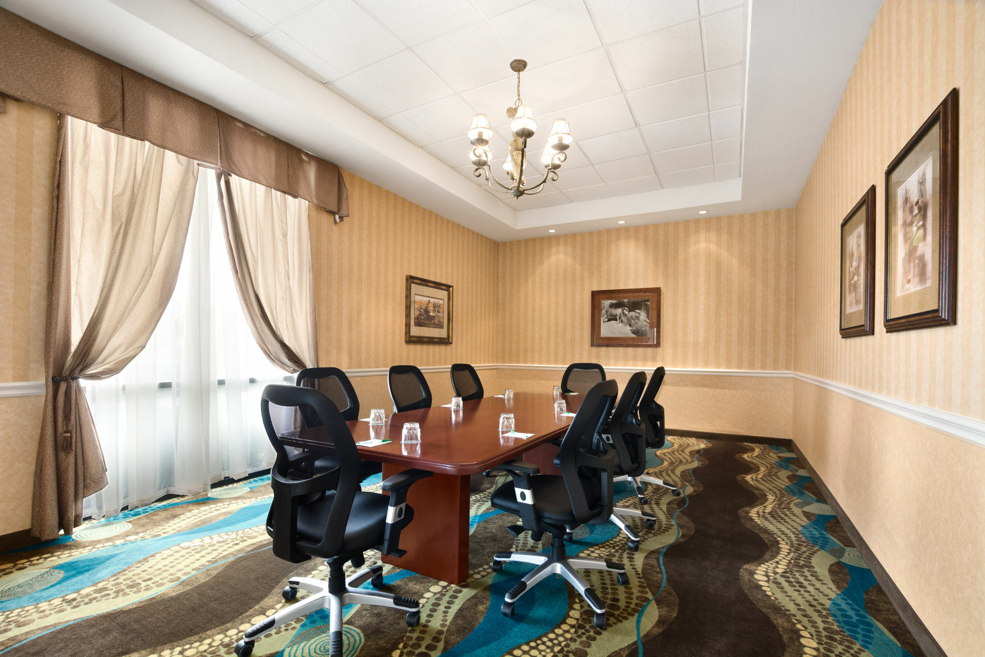 Wyndham Garden Wichita Downtown Hotel Ngoại thất bức ảnh